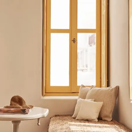 Town Mansion By Monocle *